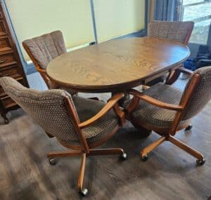 Oak-Pedestal-Dining-Set-with-Swivel-Chairs-1
