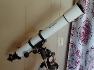 Orion-Refractor-Telescope-second-image