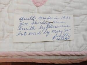 Pink-Floral-Quilt-Runner-second-image