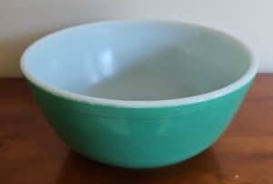 Pyrex-Green-Mixing-Bowl