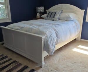 Queen-Size-White-Cottage-Style-Louvered-Panel-Bed-Frame