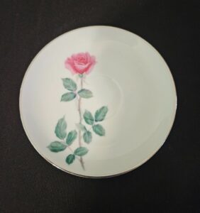 RC-Japan-Rose-Pattern-Dinnerware-Set-second-image