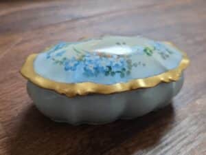 RS-Germany-Forget-Me-Not-Trinket-Box
