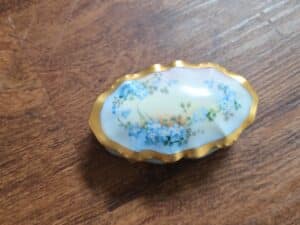 RS-Germany-Forget-Me-Not-Trinket-Box-second-image