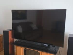 Samsung-UNTU-inch-K-UHD-Smart-TV