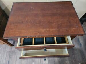 Three-Drawer-Wood-Nightstand-second-image-1