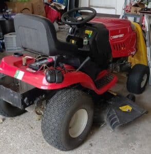 Troy-Bilt-Bronco-Riding-Mower-third-image