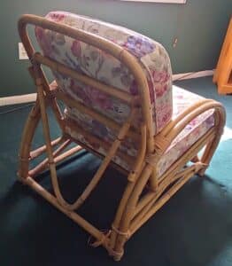Vintage-Bamboo-and-Rattan-Lounge-Chair-fourth-image
