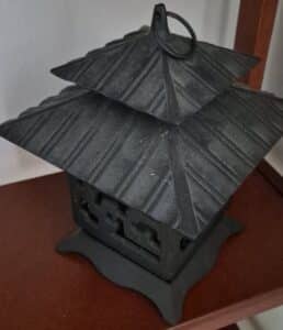 Vintage-Cast-Iron-Japanese-Pagoda-Lantern-third-image