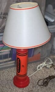 Vintage-Crayola-Crayon-Lamp