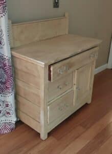 Vintage-Dry-Sink-Washstand-second-image