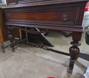 Vintage-Jacobean-Style-Mahogany-China-Cabinet-with-Fan-Inlay-fourth-image