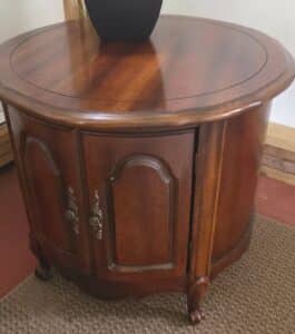 Vintage-Thomasville-French-Provincial-Drum-End-Table