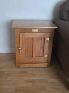 White-Clad-Oak-Icebox-End-Table