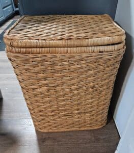 Woven-Rattan-Laundry-Hamper-with-Lid-1