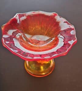 Amberina-Dolphin-Compote-second-image