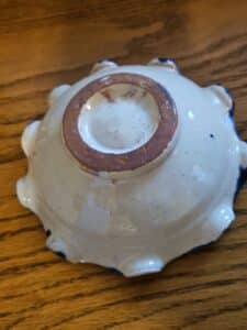 Ruffled-Mexican-Pottery-Bowl-second-image