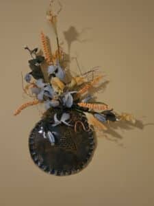 Wall-Pocket-Floral-Arrangement