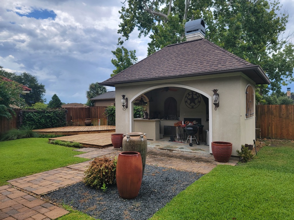 Blue Moon Estate Sale at Rock Creek – A Timeless Tuscan Treasure Trove!