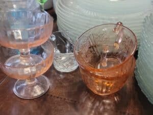 Federal-Glass-Sharon-Cabbage-Rose-Pink-Depression-Glass-Sherbet-Cups-and-Bowl