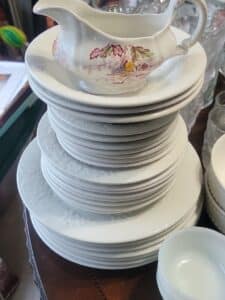 Johnson-Brothers-Old-Britain-Castles-Gravy-Boat-and-Saucer-Set