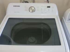 Samsung-.-cu.-ft.-High-Efficiency-Top-Load-Washer-with-ActiveWave-Agitator