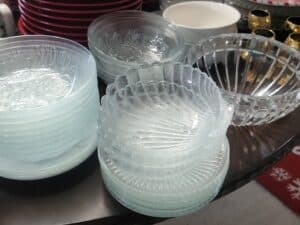 Set-of-Arcoroc-Seabreeze-Swirl-Glass-Bowls