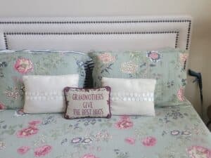 Simply-Shabby-Chic-Edens-Garden-Floral-Quilt-Set