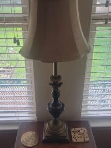 Traditional-Table-Lamp-with-Decorative-Base-and-Fabric-Shade