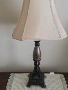 Vintage-Table-Lamp-with-Marble-and-Dark-Wood-Base