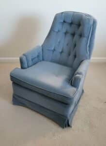 Vintage-Tufted-Upholstered-Swivel-Armchair-second-image