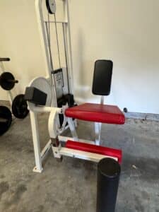 CYBEX-VR-Leg-Extension-Machine