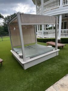 Modern-Aluminum-Outdoor-Daybed-with-Retractable-Canopy