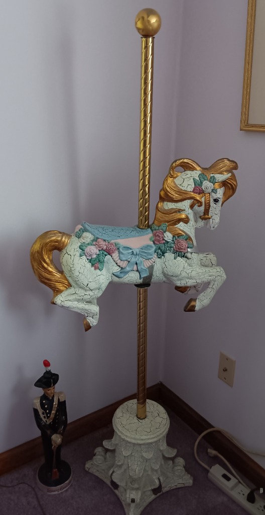 Holston Hills Riverfront Blue Moon Estate Sale