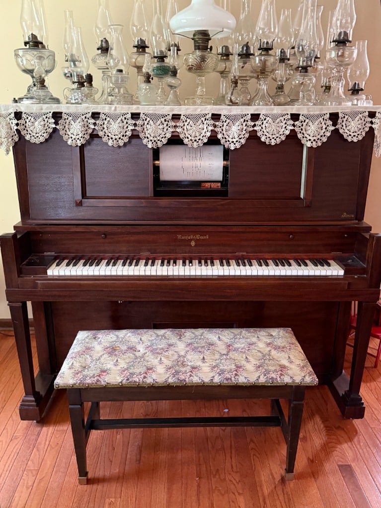 Fountain City Favorites Blue Moon Estate Sale