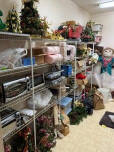 Assorted-Christmas-Decorations-and-Household-Items