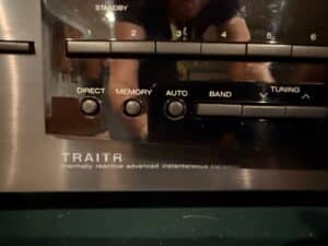 Kenwood-VR-Audio-Video-Surround-Receiver-third-image