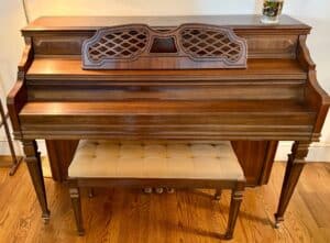 Kimball-Artist-Console-Upright-Piano-fourth-image