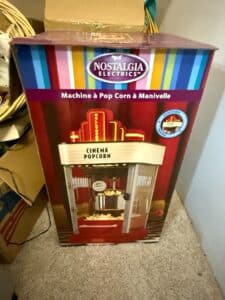 Nostalgia-Electrics-Hollywood-Cinema-Popcorn-Machine