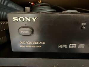 Sony-DVP-NSD-DVD-or-CD-Player-second-image
