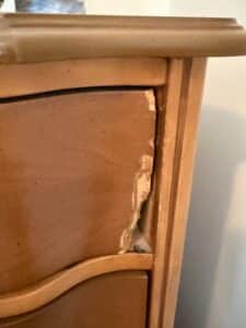 Stanley-Furniture-Distinctive-Furniture-French-Provincial-Dresser-and-Nightstand-Set-fourth-image