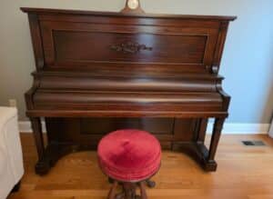 Starr-Piano-Co.-Upright-Piano