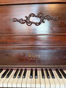 Starr-Piano-Co.-Upright-Piano-sixth-image