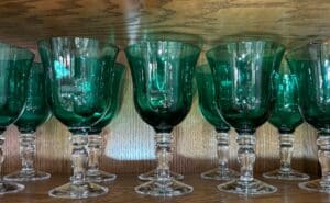 Tiffin-Killarney-Emerald-Green-Wine-Glasses