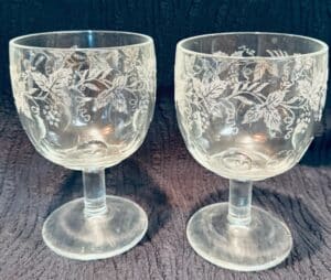 Vintage-Bartlett-Collins-Grape-Leaf-Etched-Wine-Glasses