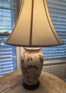 Vintage-Chinoiserie-Floral-Ceramic-Table-Lamp