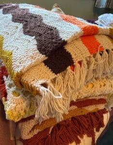 Vintage-Crochet-Afghan-Blanket-Chevron-Pattern