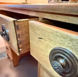 Vintage-Oak-Kneehole-Writing-Desk-second-image