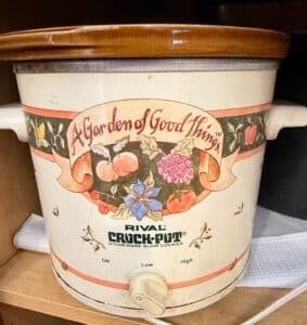 Vintage-Rival-Crock-Pot-A-Garden-of-Good-Things-.-Quart-Slow-Cooker