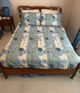 Vintage-Wooden-Sleigh-Bed-Frame